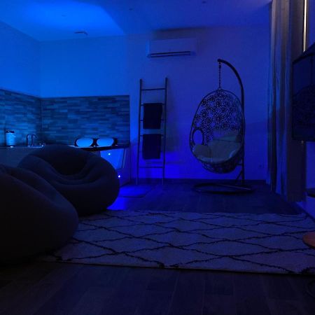 Appartement Cosy Jacuzzy Luxe Gare De טולון מראה חיצוני תמונה