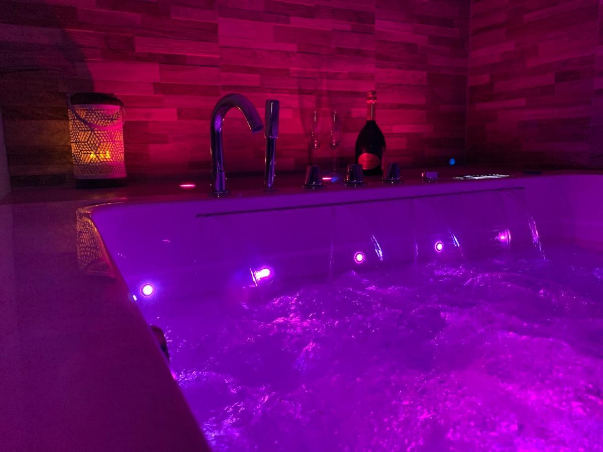 Appartement Cosy Jacuzzy Luxe Gare De טולון מראה חיצוני תמונה